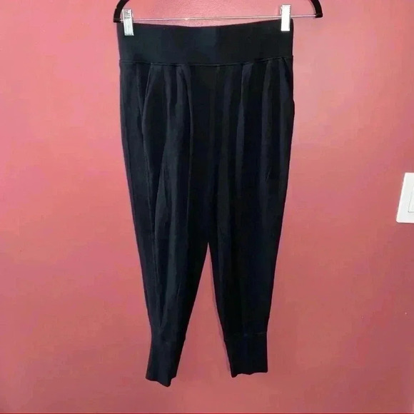 Beyond Yoga Black Sweat Pants - Picture 1 of 8